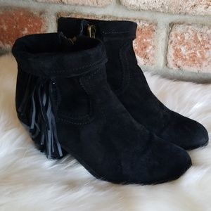 Sam Edelman black suede fringed booties